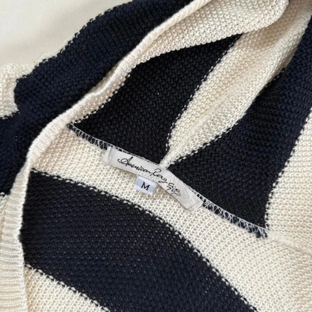 y2k‎ american rag black and cream striped v neck sweater size medium